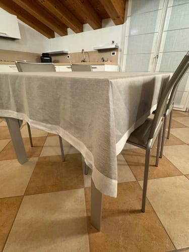 Tovaglia Lipari Su Misura in Misto Lino Antracite: foto della recensione di Paola C.